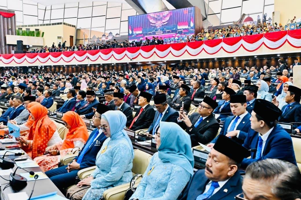 Sidang Tahunan MPR, Presiden Prabowo Paparkan Capaian Kesehatan, Bansos Digital, dan Hunian Layak