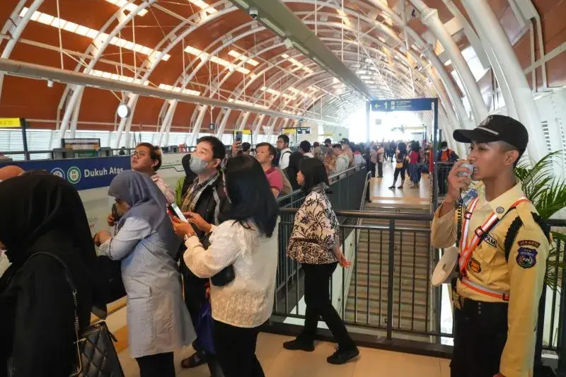 Demi Kenyamanan Bersama, LRT Jabodebek Perketat Aturan di Stasiun dan Kereta