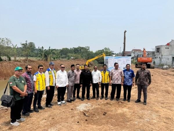 Kementerian PU Targetkan Pembangunan Tanggul Sungai Cikeas Rampung Akhir 2026
