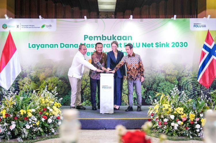 Indonesia-Norwegia Kembali Luncurkan Layanan Dana Masyarakat FOLU Net Sink 2030 Periode Kelima