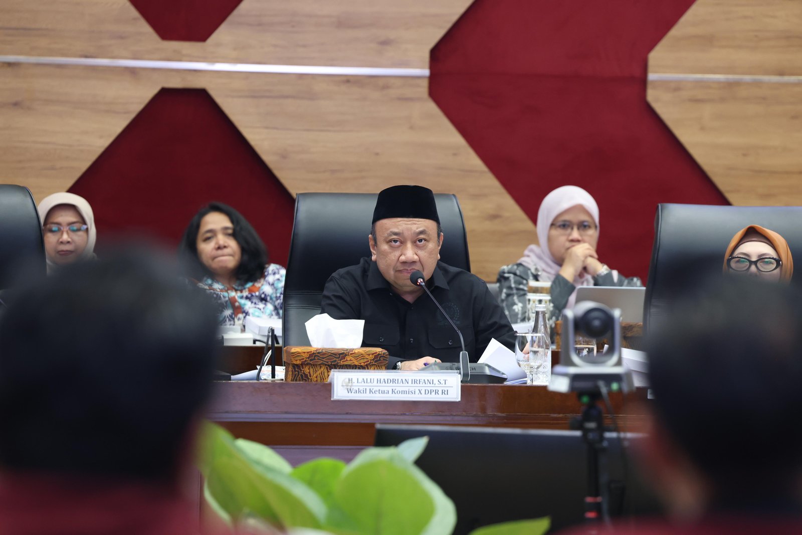 Komisi X Pastikan Kesejahteraan Guru Non-ASN Diatur dalam RUU Sisdiknas