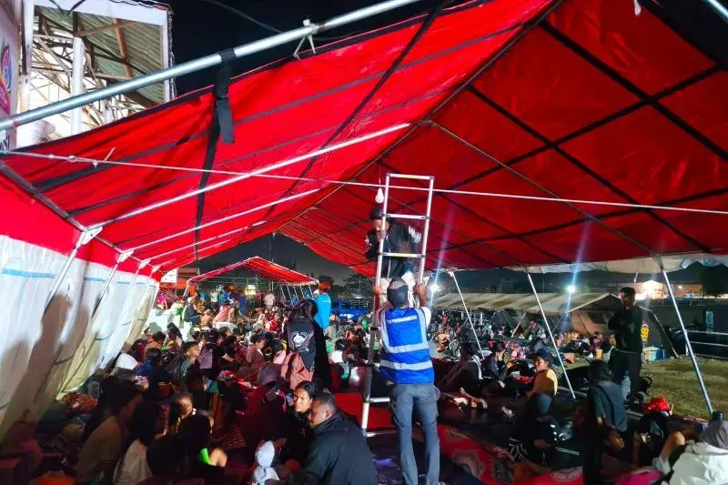 PLN Peduli Bergerak Cepat, Bantu Pengungsi Gempa Flores di Empat Kabupaten