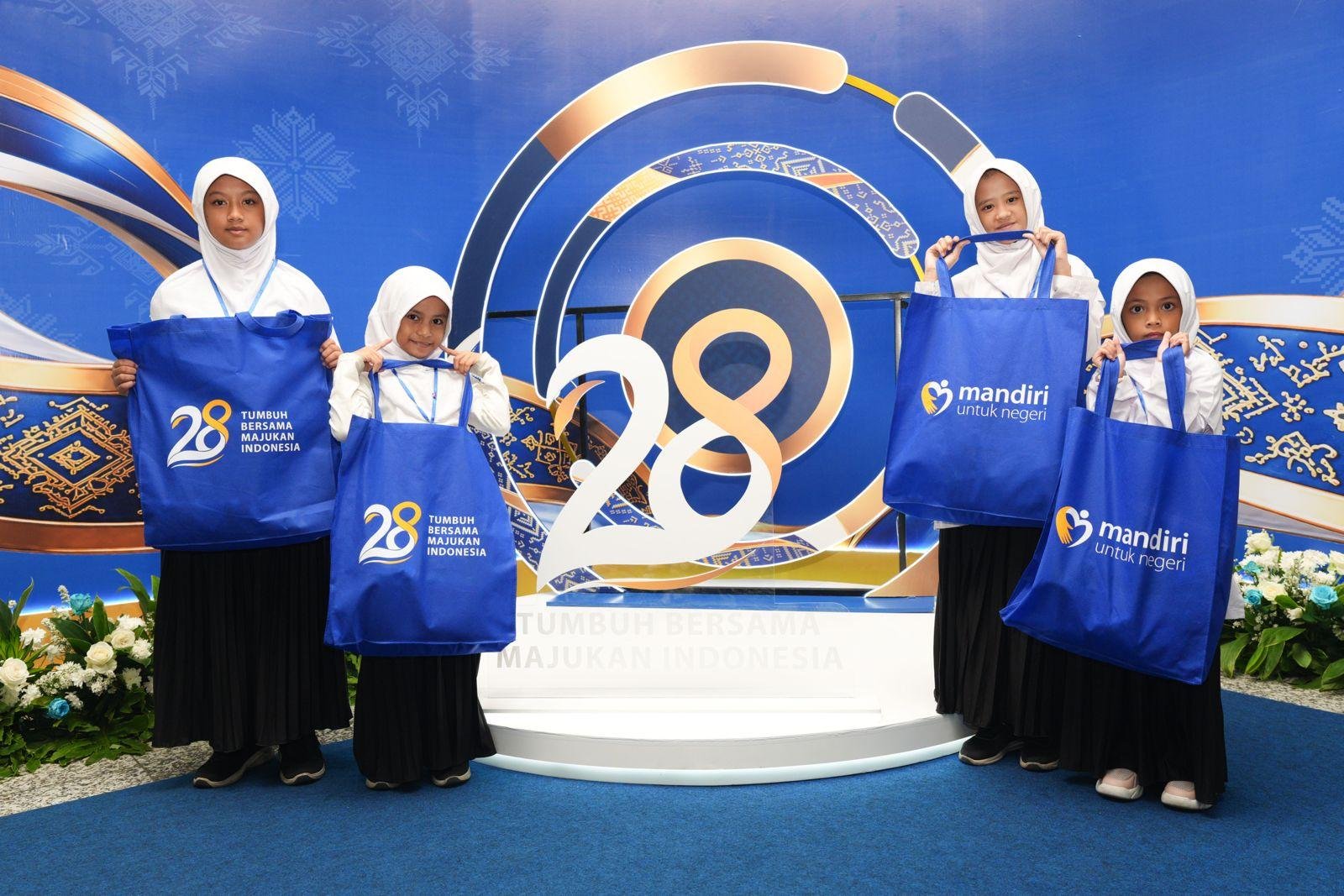 28 Tahun Bank Mandiri, Hadir dan Berbagi Manfaat untuk Masyarakat